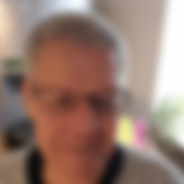 Miramil (72) aus Dortmund