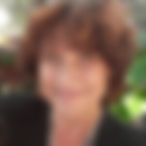 Jineka (64) aus Schönwalde
