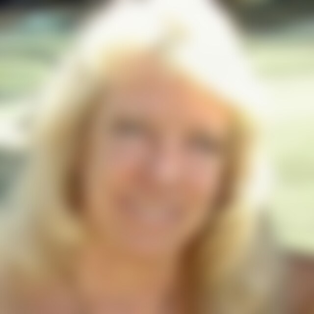 Irene (66) aus Merseburg