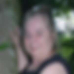 Navira (70) aus Burgbrohl