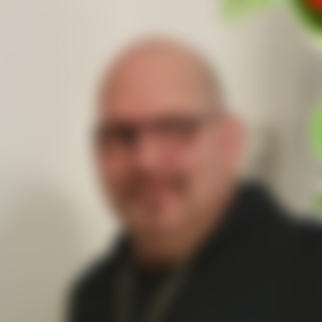 CuddlingBear (54) aus Kassel