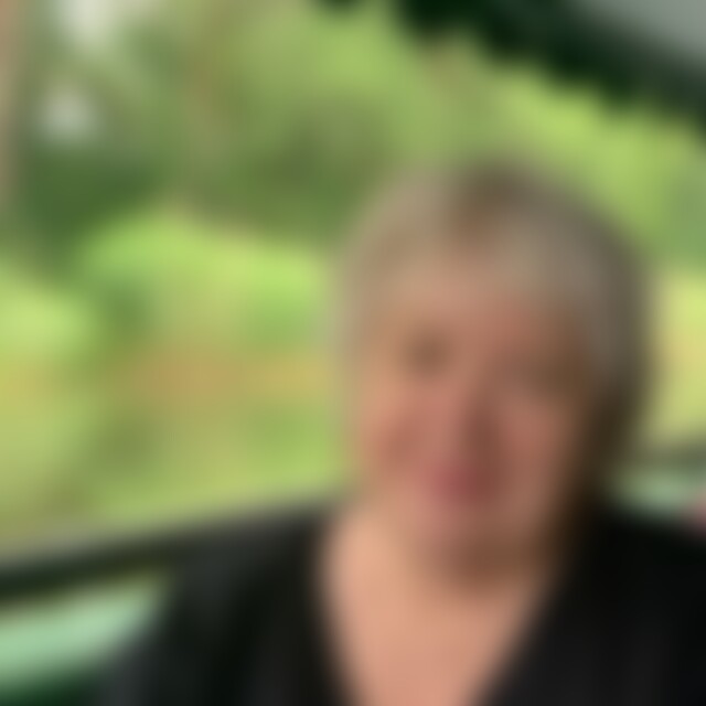 Sveti1957 (68) aus Eisenhüttenstadt