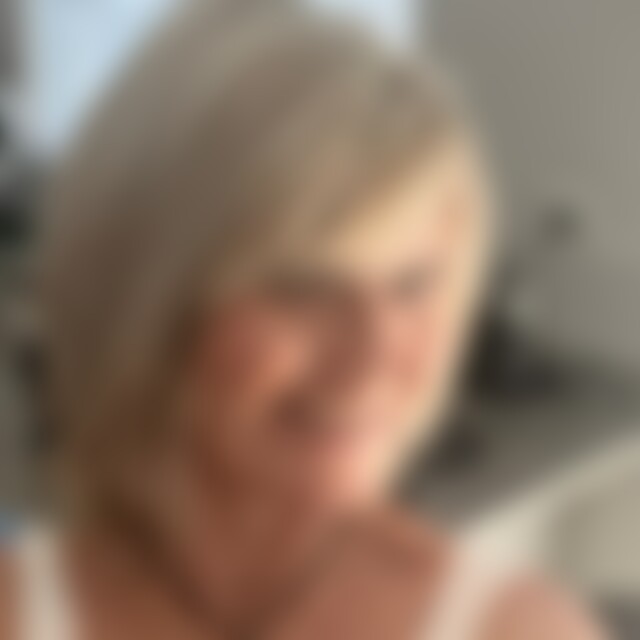 Greyroses (48) aus Dortmund