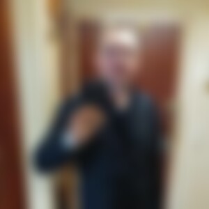 Grisha (57) aus Essen