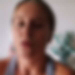 gloria (59) aus Frankfurt