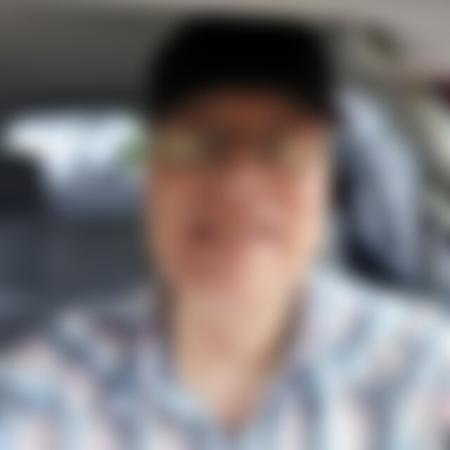Elon (70) aus Zuhause