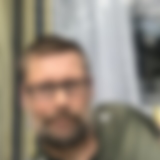 Meku (48) aus Lübeck