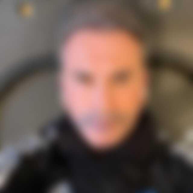 schroder (59) aus Leipzig