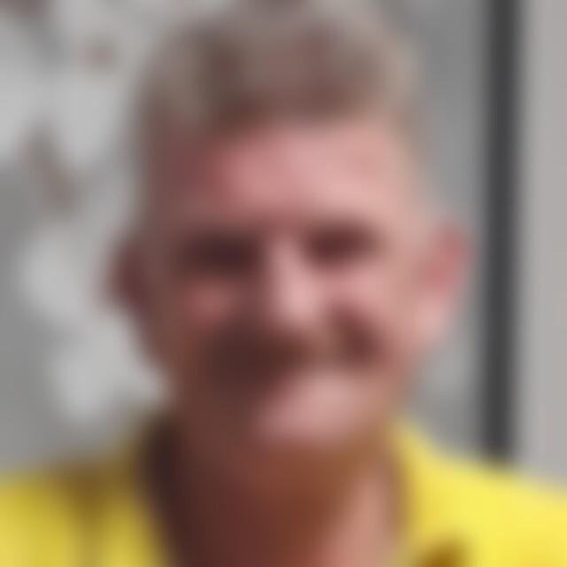 VolkerSachse (63) aus Merseburg OT Blösien