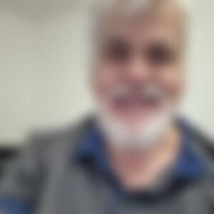 Zaertlicher (77) aus Halle/Saale