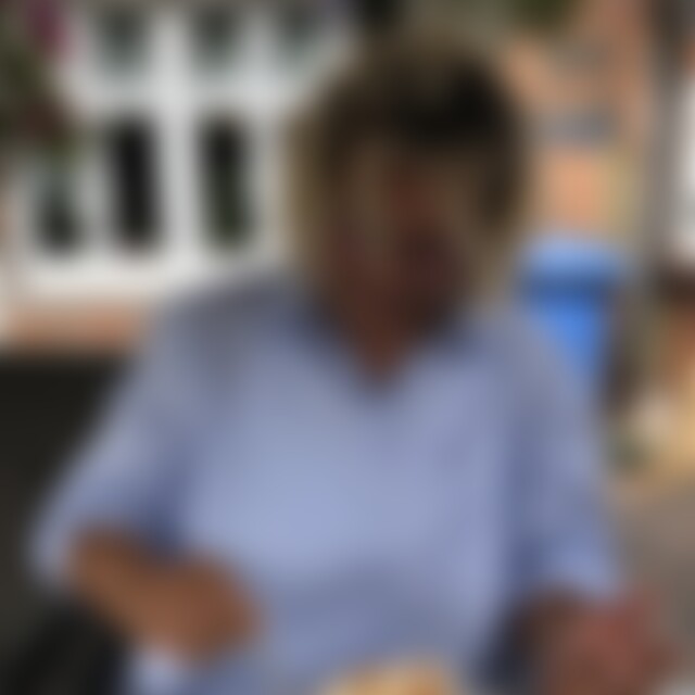 klarSIMONEwieder (52) aus Ihlow