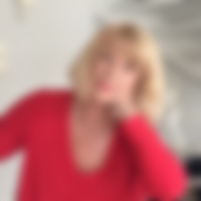 Julina (69) aus Göttingen