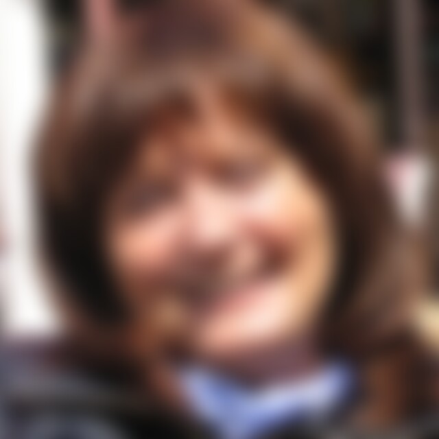 crissymaus (68) aus Krummennaab