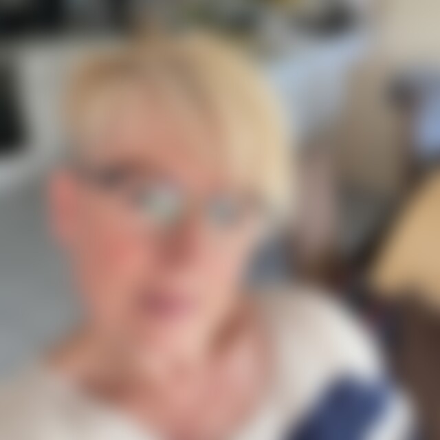 Sulula (54) aus Hannover