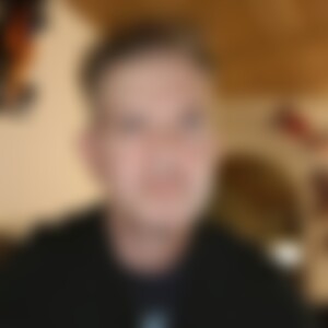 Karmann (45) aus Essenheim