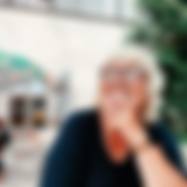 Perlen (61) aus Güstrow