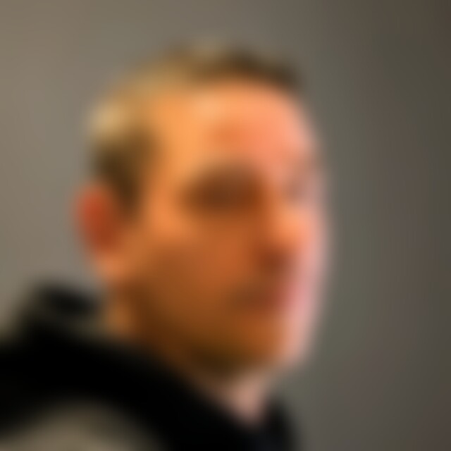 Chriss1604 (51) aus Duisburg