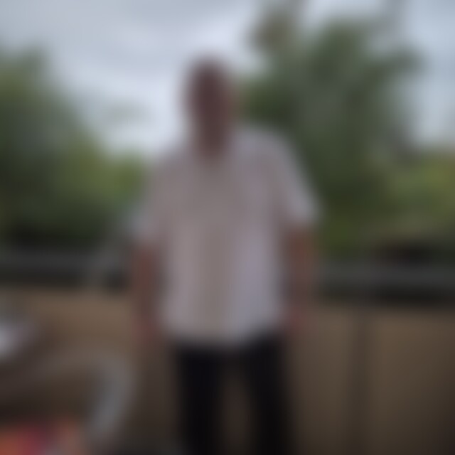 Nemron (56) aus Magdeburg