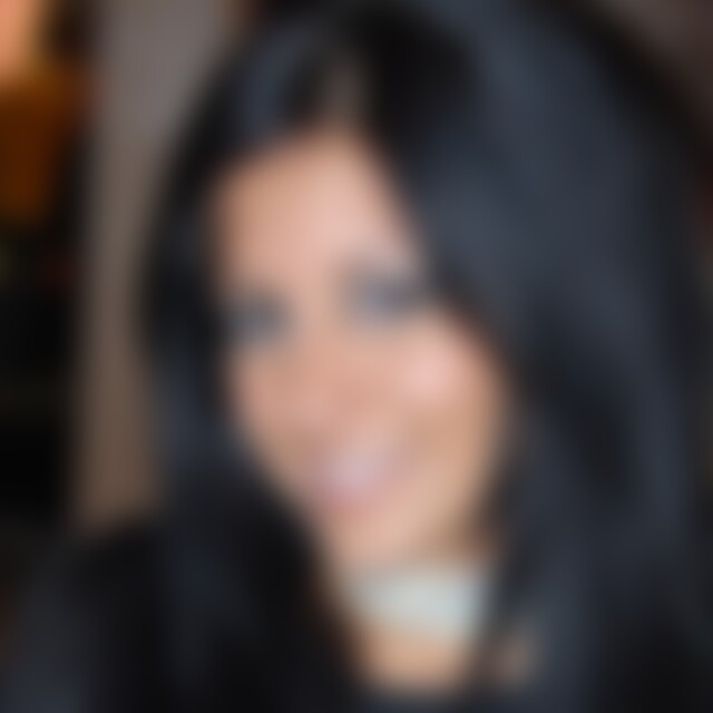 Madiz12 (50) aus Frankfurt