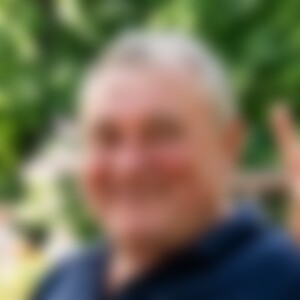Neuzest (59) aus Stuttgart