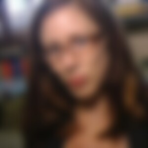 suzanthomaz (46) aus Frankfurt