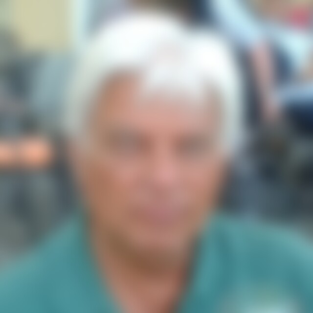 matino (78) aus Bochum