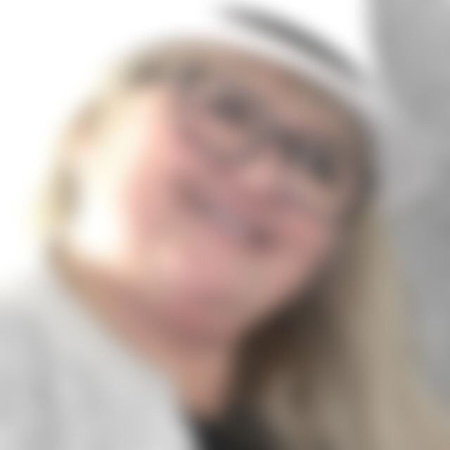 andrea2203 (63) aus Heilbronn