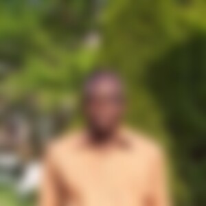 monel (55) aus Berlin